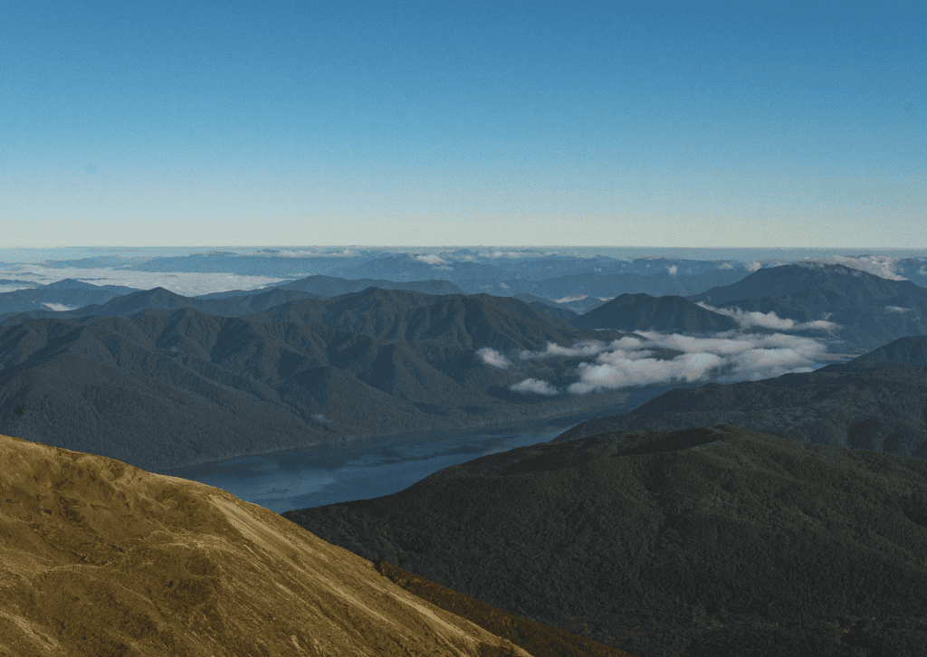 Starting the Angelus Hut track in Nelson Lakes National Park