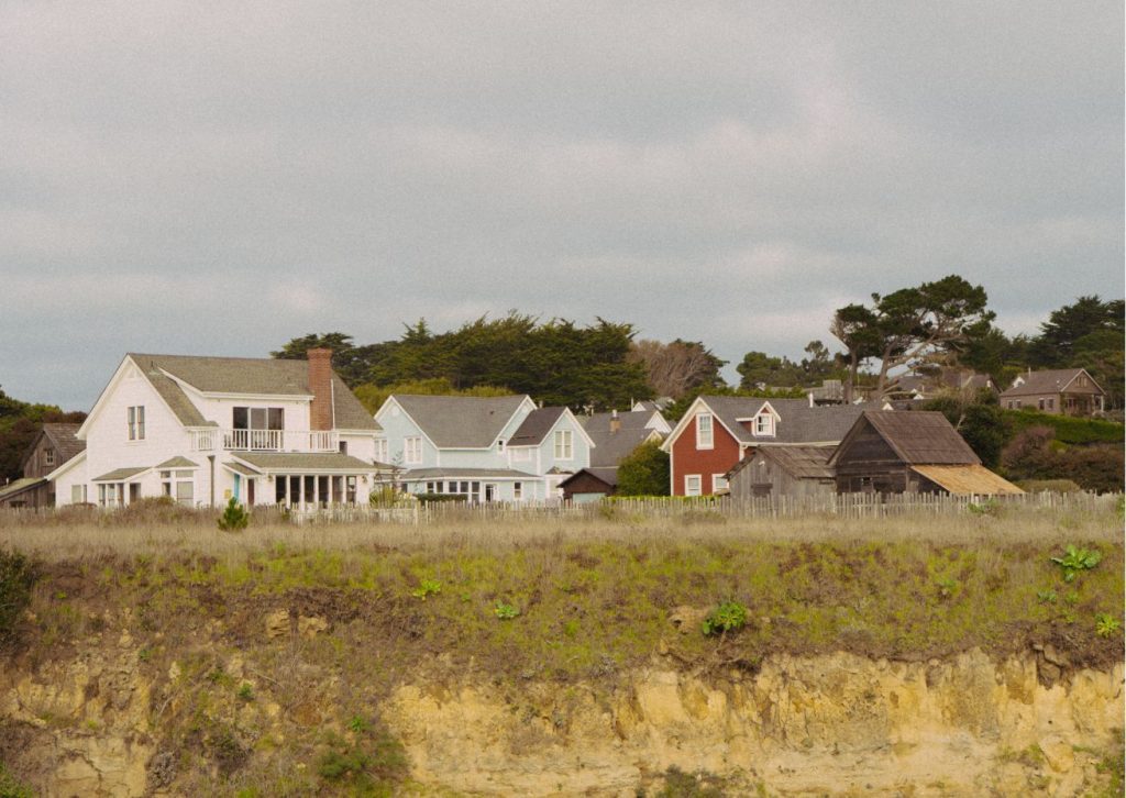 Coastal town of Mendocino on the drive back from the redwoods